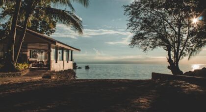 Mengapa Atap Spandek Bening Ideal untuk Ruang Kerja di Rumah